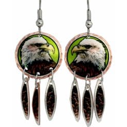 Treat yourself to fabulous American bald eagle earrings, the perfect choice for wildlife lovers!