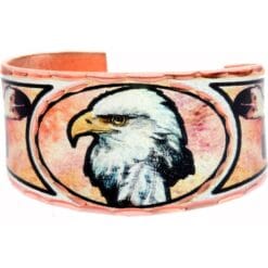 Wear adjustable bald eagle rings to add a touch of wildlife-inspired beauty to your look
