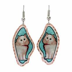 White cat earrings with sky blue background, it's a great gift solution for cat lovers