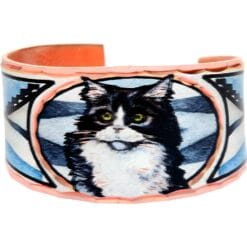 Black and white cute cat rings, impressive art jewelry rings designed by Lynn Bean