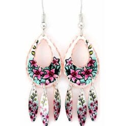 Wearing these dangle flower earrings will be a great choice for casual day out.
