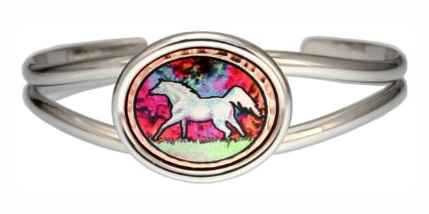 Buy pretty white horse wire bracelet, no polishing required