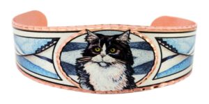 Cat jewelry makes unique gifts: handcrafted copper cat cuff bracelets for cat lovers and pet enthusiasts.