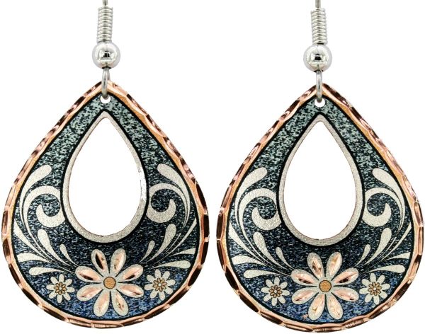 Green Background Daisy Earrings