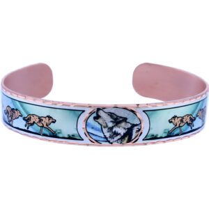 Exquisitely stylish and eye-catching, this handmade copper wolf cuff bracelet designed by Lynn Bean perfectly illustrates our top tips for choosing the perfect wolf jewelry for your girlfriend. Astonishingly elegant handmade copper wolf cuff bracelet. Artisan-crafted sophistication and flawless quality make this the absolute best wolf jewelry for your girlfriend!